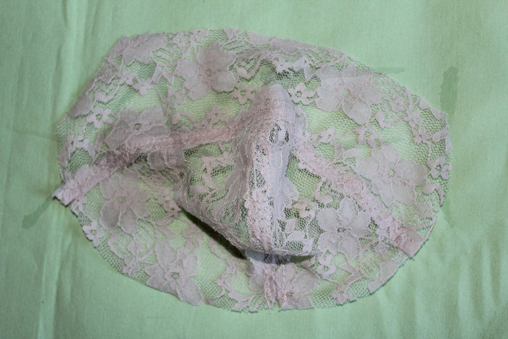 How to sew a bra – Step 7.3: Sewing cups - Sewing cup top layer