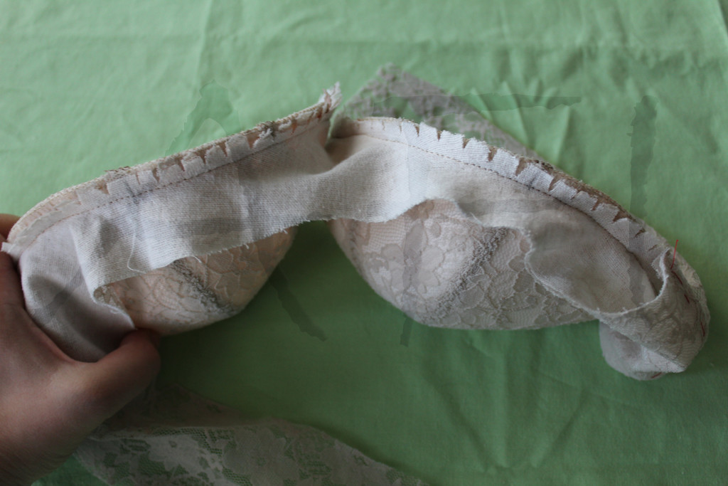 sewing maya bra cups to the frame